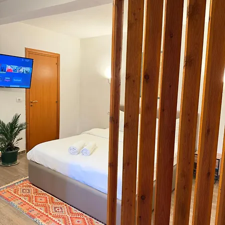 Apartment- Kamu *